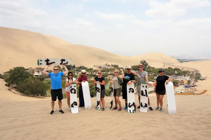 Huacachina Sandboarding
